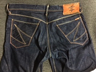 �����S�ݓX2022�N���ܗ\��J�����_�[1��1��