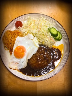 ���E�N���[�[2023�N���ܗ\��J�����_�[